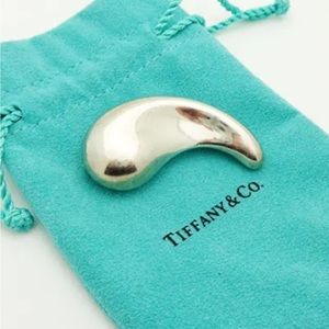 Authentic Vintage Tiffany & Co. Elsa Peretti Bean brooch Spain Sterling